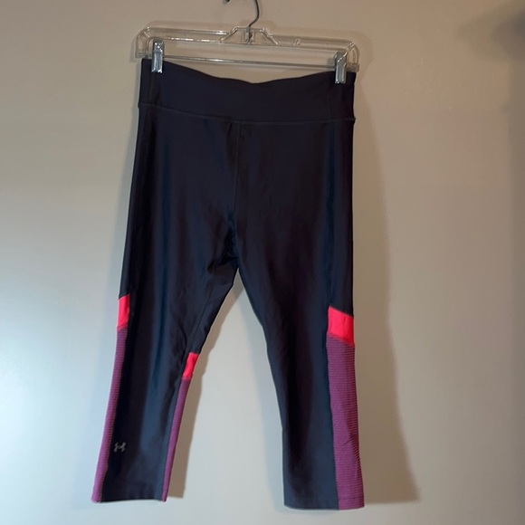 Under Armour Compression Heat Gear Capri Leggings - Picture 1 of 4